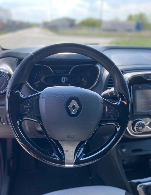 Renault Captur cena 40999 przebieg: 103000, rok produkcji 2013 z Chełmża małe 436